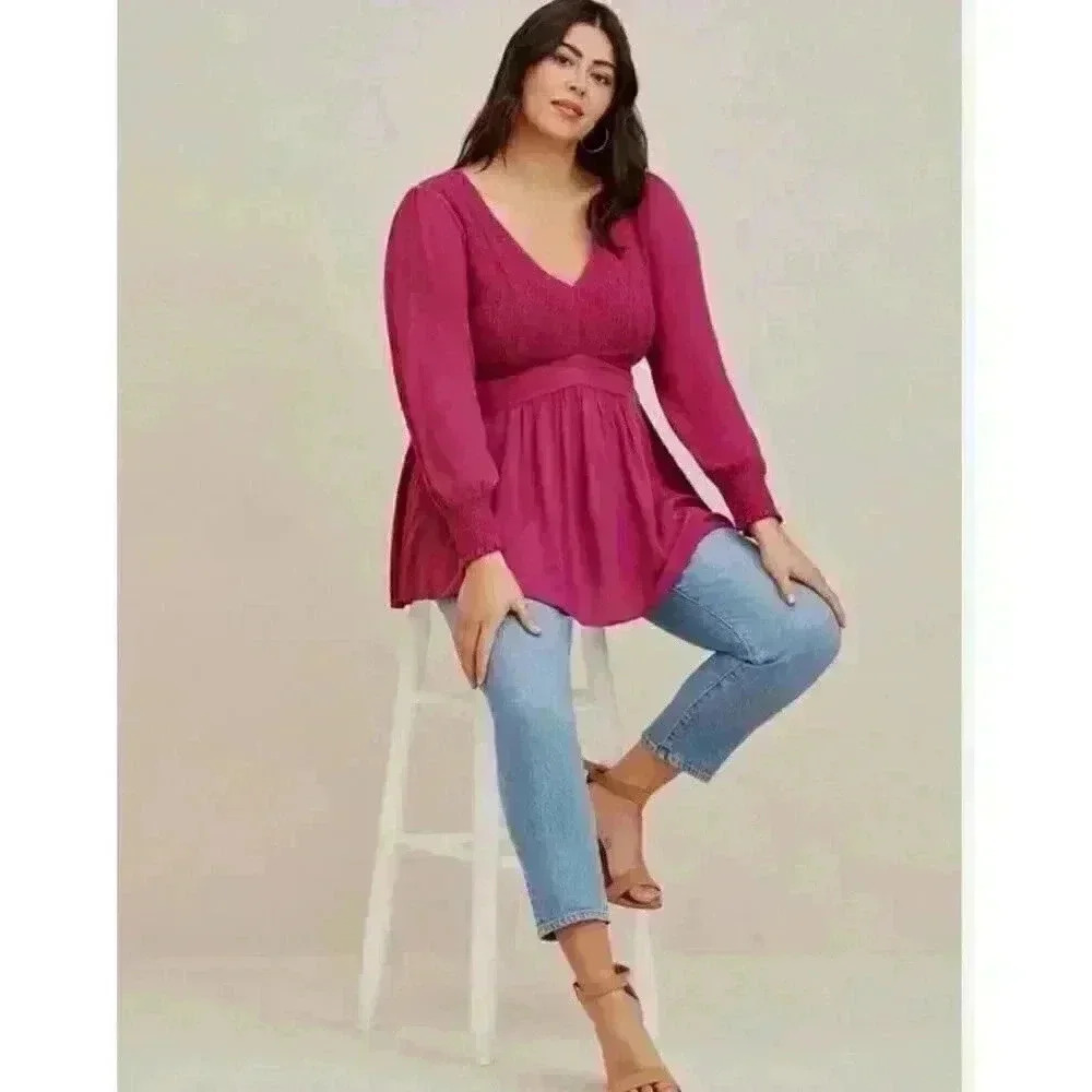 Torrid Women's Smocked Babydoll Top M/L Raspberry Crinkle Gauze‎ Smocked Empire
